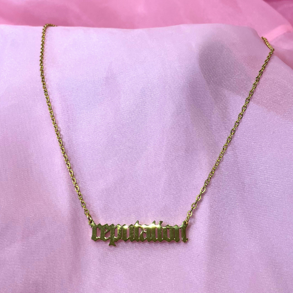 Reputation "Swiftie" Necklace